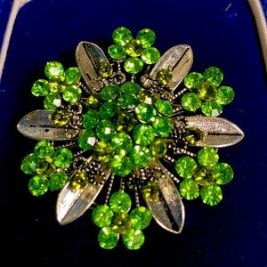 Estate Vintage Round Green BROOCH PIN Rhinestone